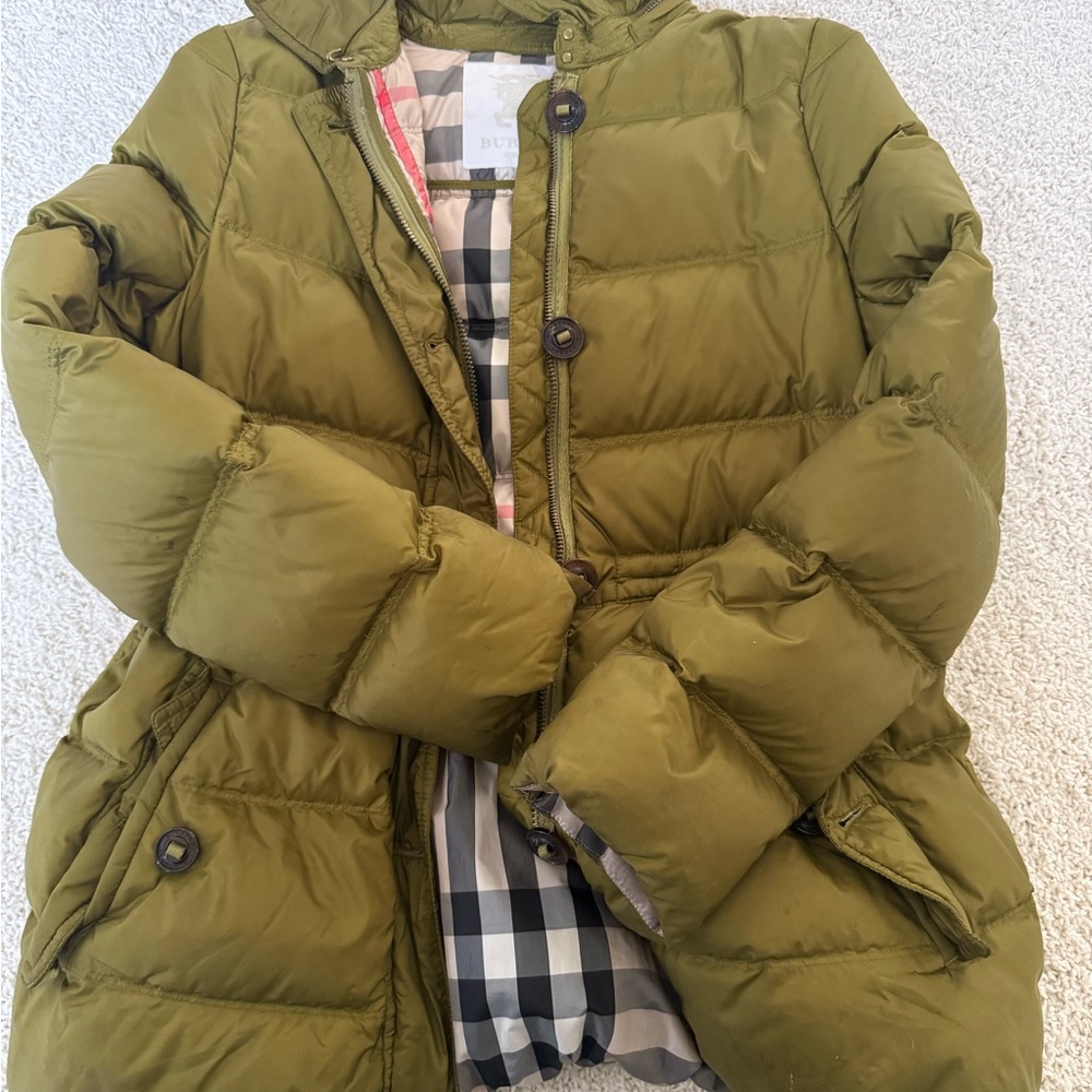 Burberry Olive Green Coat with Beige Plaid Lining